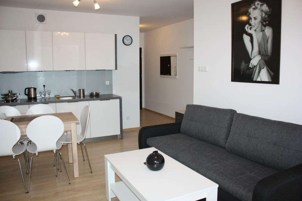 Kolobrzeg Apartamenty Greg Polanki Exterior photo